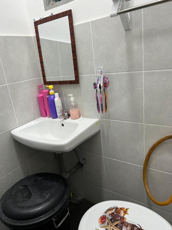 Mieda Rizqi Homestay Kampong Melayu Changkat Larah エクステリア 写真