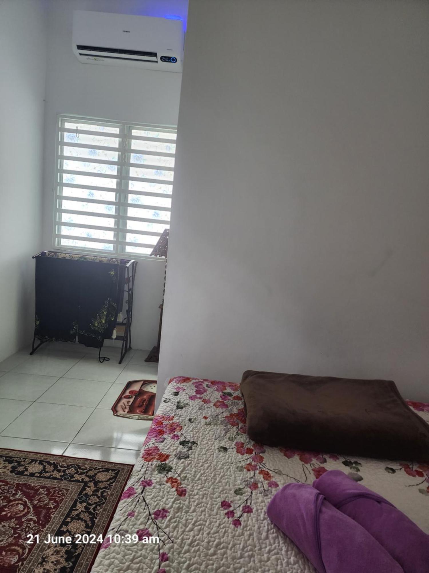 Mieda Rizqi Homestay Kampong Melayu Changkat Larah エクステリア 写真